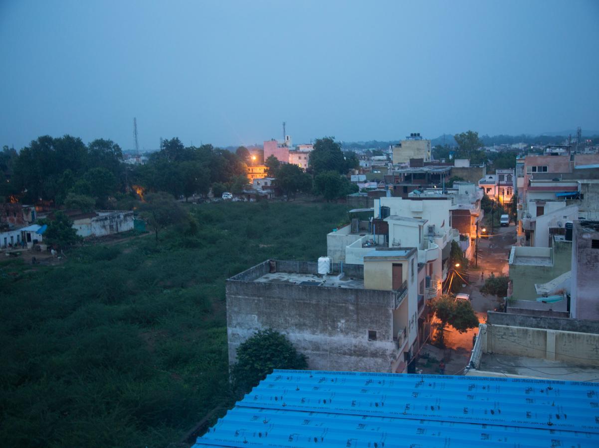 Oyo 9123 Baghban Residency Hotel Gwalior Exterior foto